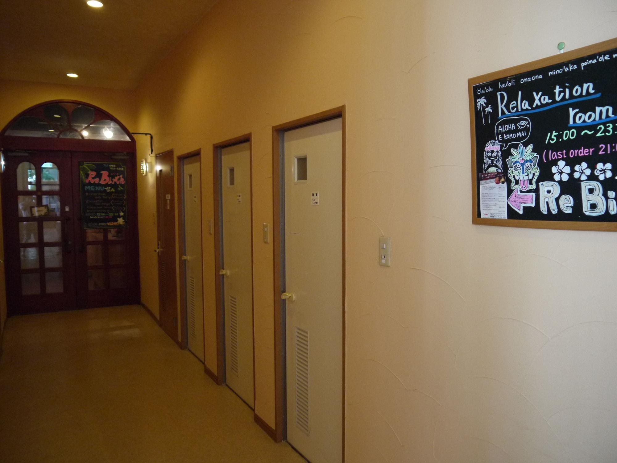 Seaside Hotel The Beach Chatan Bagian luar foto